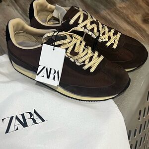 Zara Sneakers Size 37 NWT